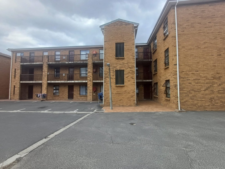 2 Bedroom Property for Sale in Ferndale Western Cape